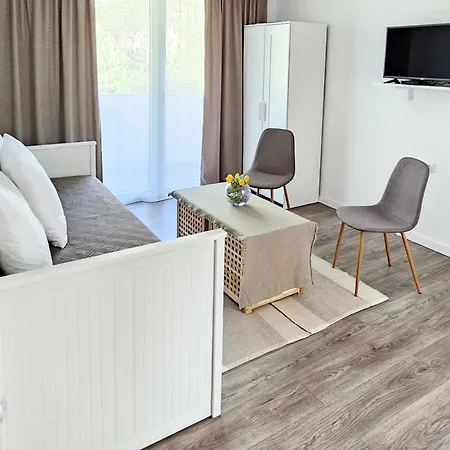 Karla Apartment